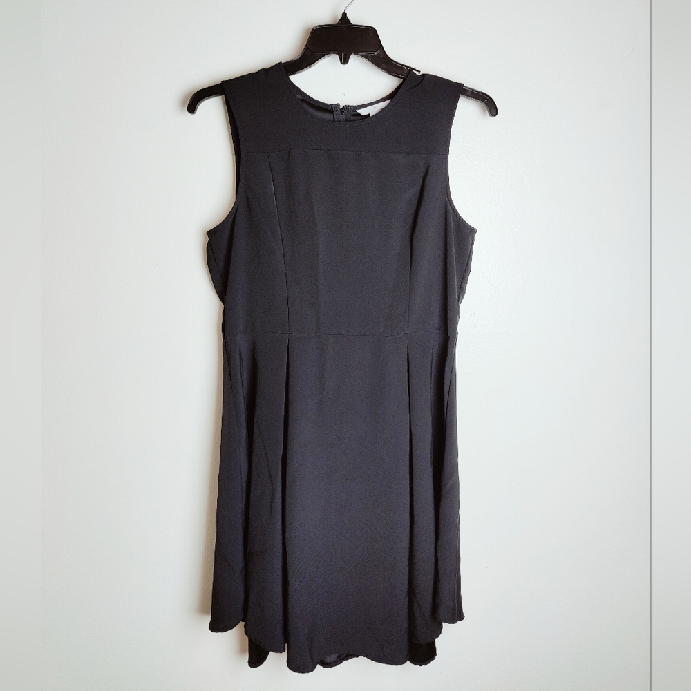H&M Black Classic Fit Flare Sleeveless Cocktail Dress Pleated Skater Skirt, 14